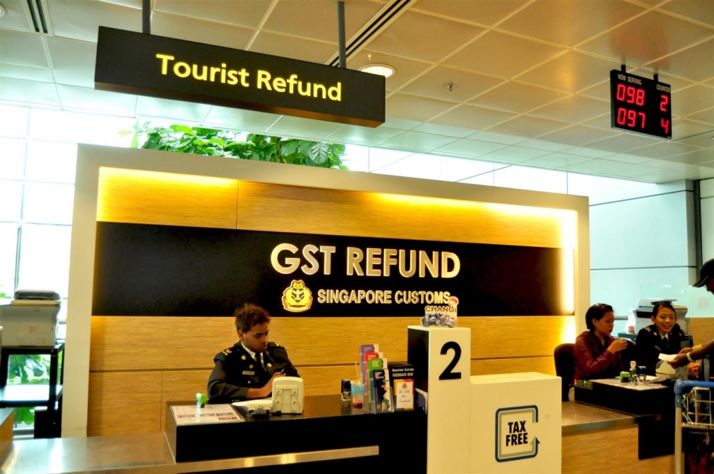 Barang belanja siap dibawa keluar Singapura untuk refund GST