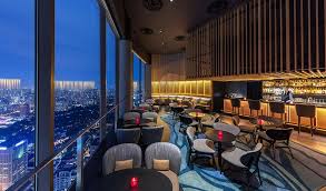 SKAI Rooftop Bar (Swissôtel The Stamford)