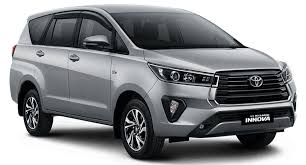 Sewa van dengan sopir untuk perjalanan kelompok di Malaysia yang nyaman