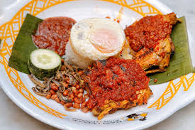 Nasi lemat ayam taliwang