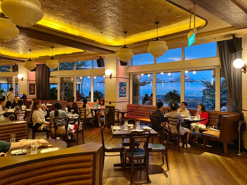  LAVO Italian Restaurant & Rooftop Bar