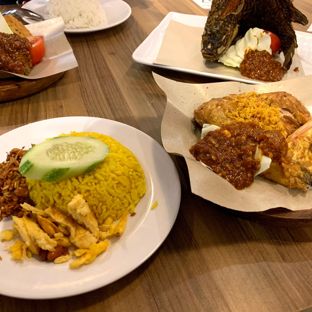 Ayam Penyet President