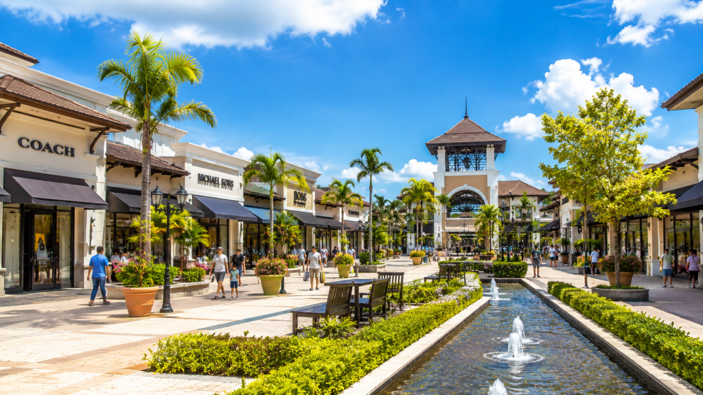 Suasana Johor Premium Outlets di Johor Bahru Malaysia