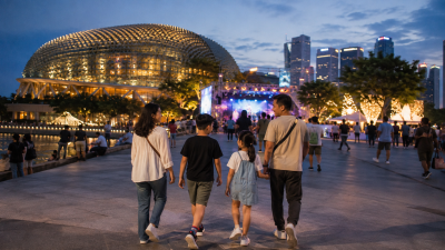 keluarga Indonesia mengunjungi Baybeats Singapore 2026 di Esplanade