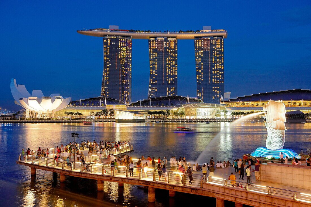 Kawasan Iconis singapore marina bay dan merlion